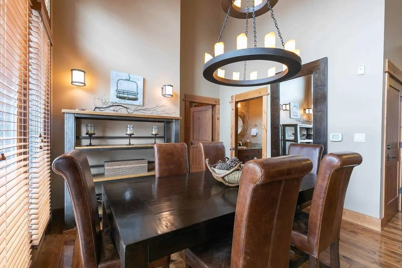East West Hospitality At Tahoe Truckee