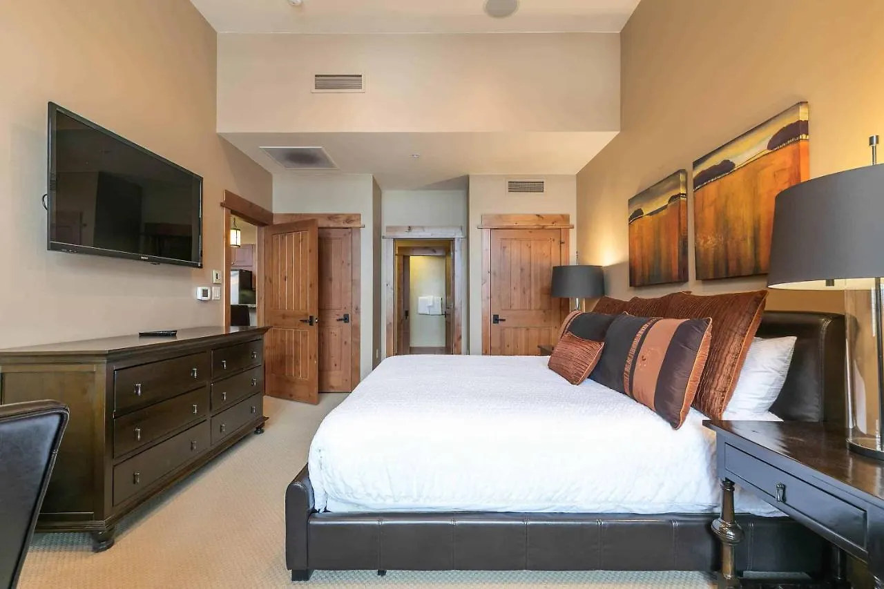 Resort East West Hospitality At Tahoe