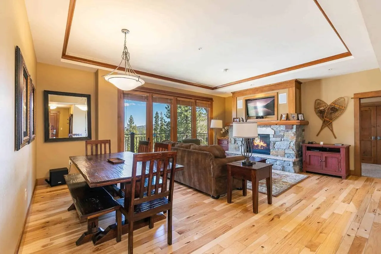 East West Hospitality At Tahoe Resort 4*