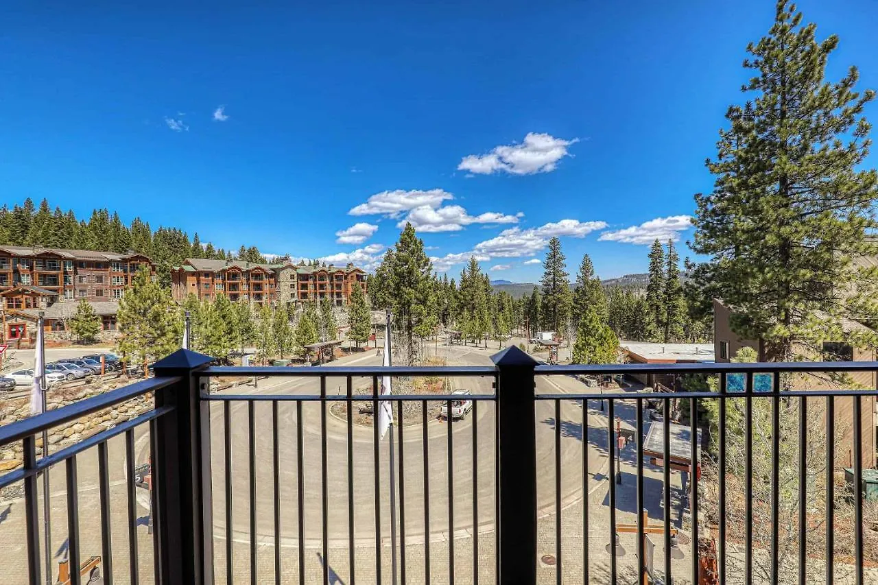 East West Hospitality At Tahoe Resort
