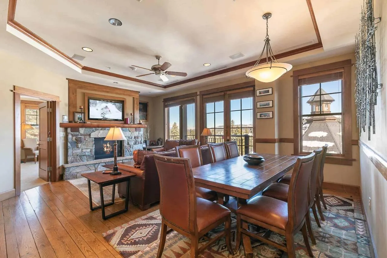 East West Hospitality At Tahoe Resort Truckee