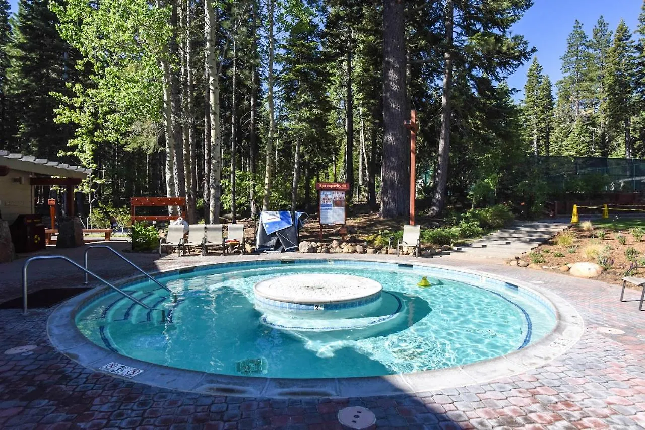 4081 Trails * Truckee