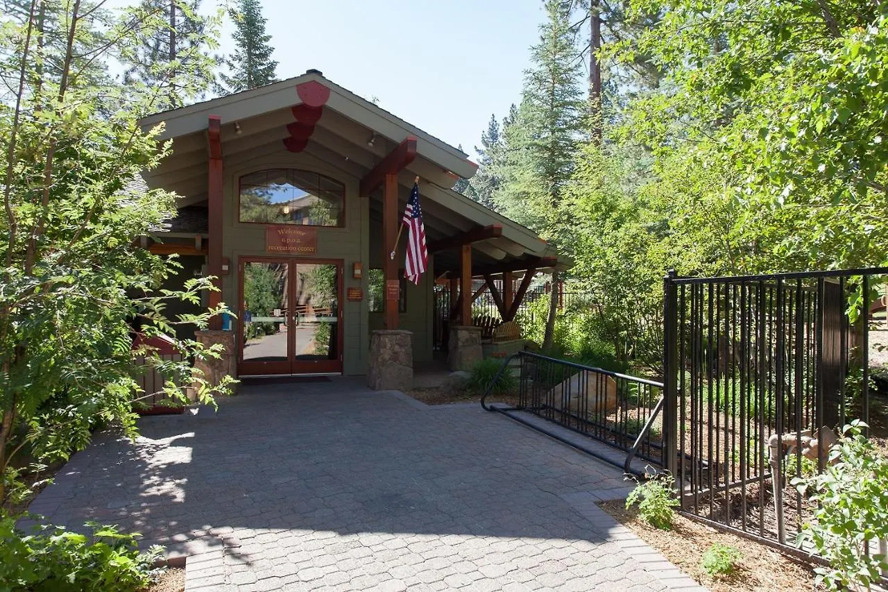 Lofty Retreat, In Northstar Truckee