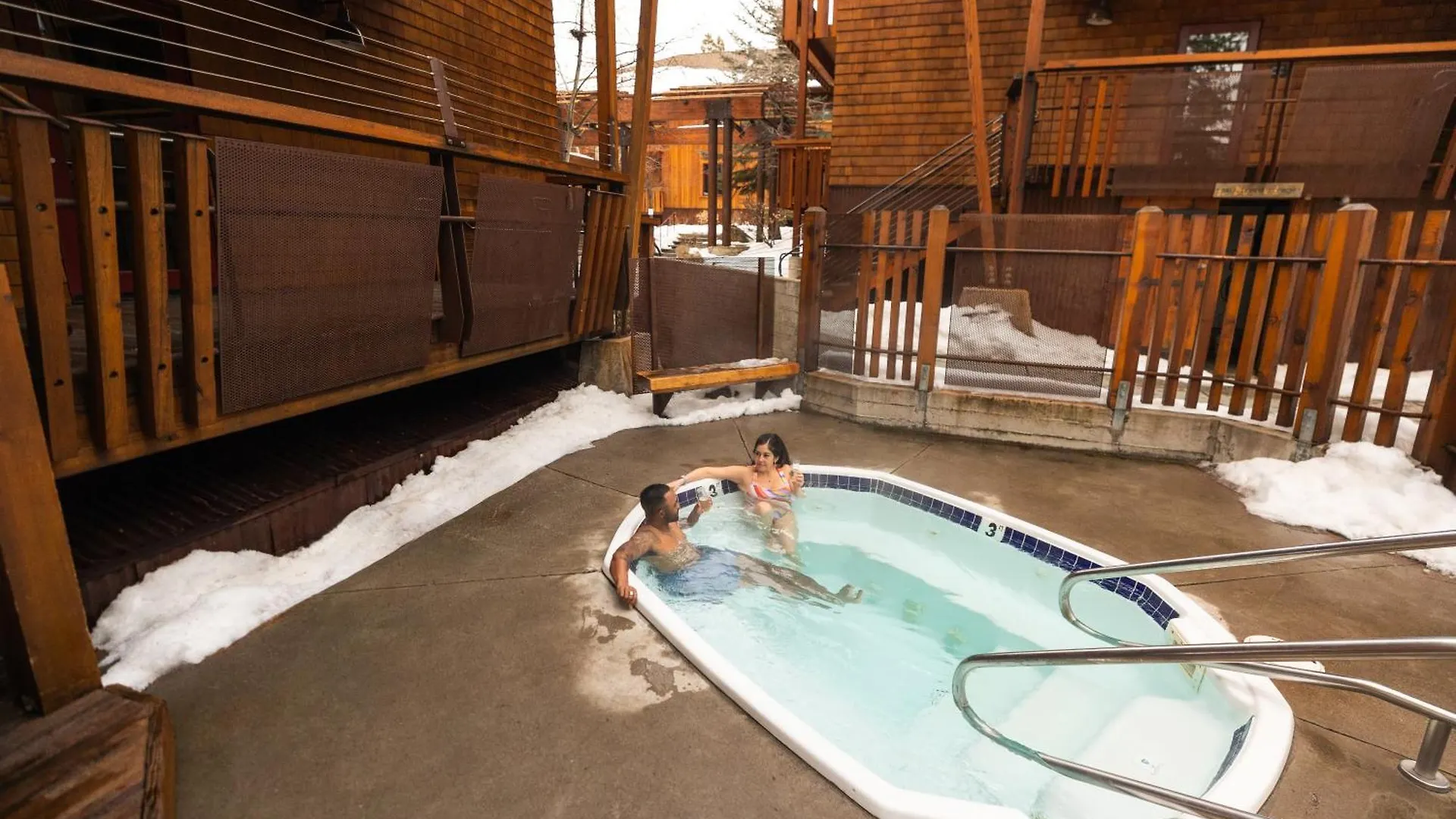 ホテル Gravity Haus Truckee-tahoe 4*