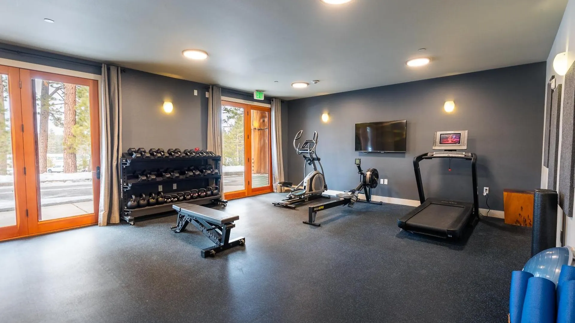 Gravity Haus Truckee-tahoe 4*