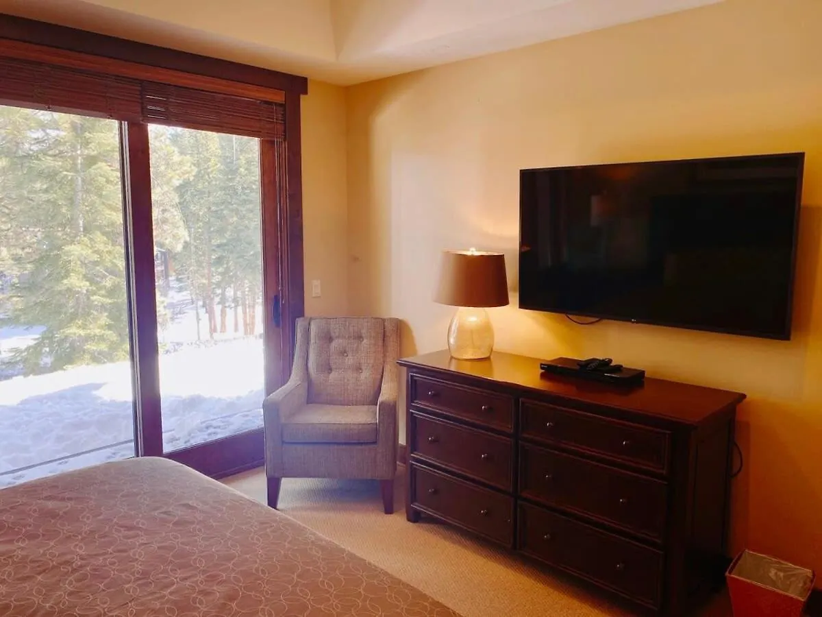 Holiday home Luxury Northstar Home| Hot Tub| Walk To Lifts *