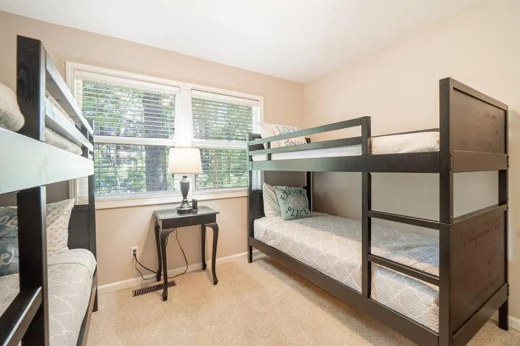 Mountain Retreat Family-friendly 3br-2ba * Truckee