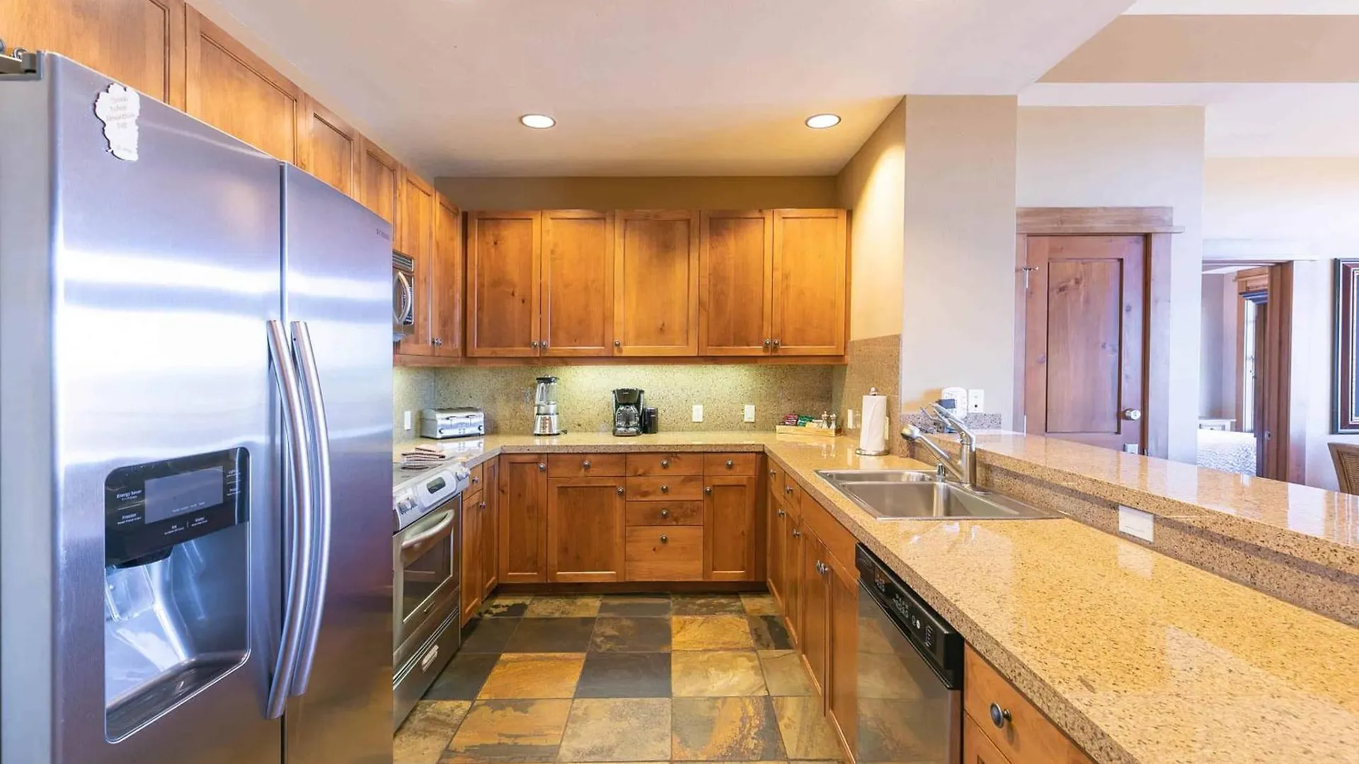 Iron Horse North 307 By East West Hospitality Apartment Truckee