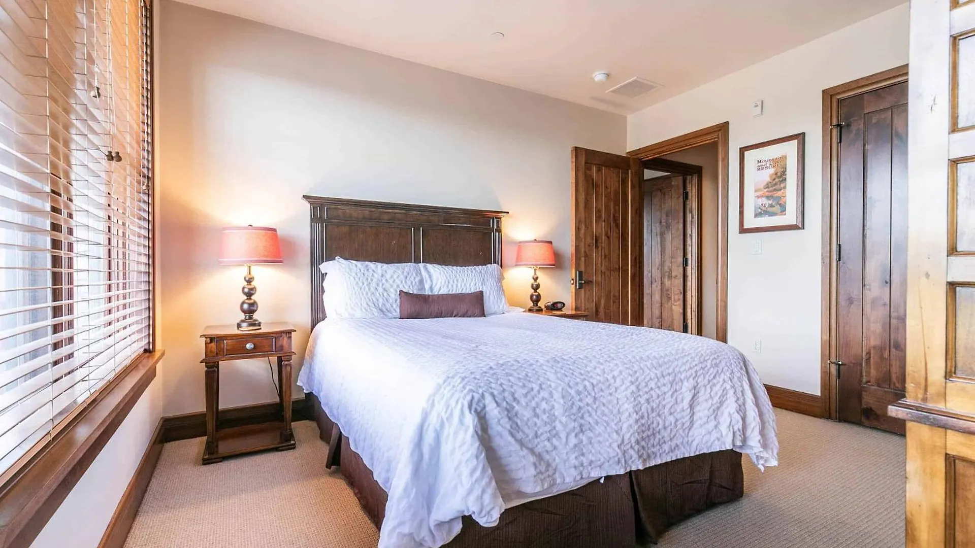 Great Bear 504 By East West Hospitality Apartment Truckee
