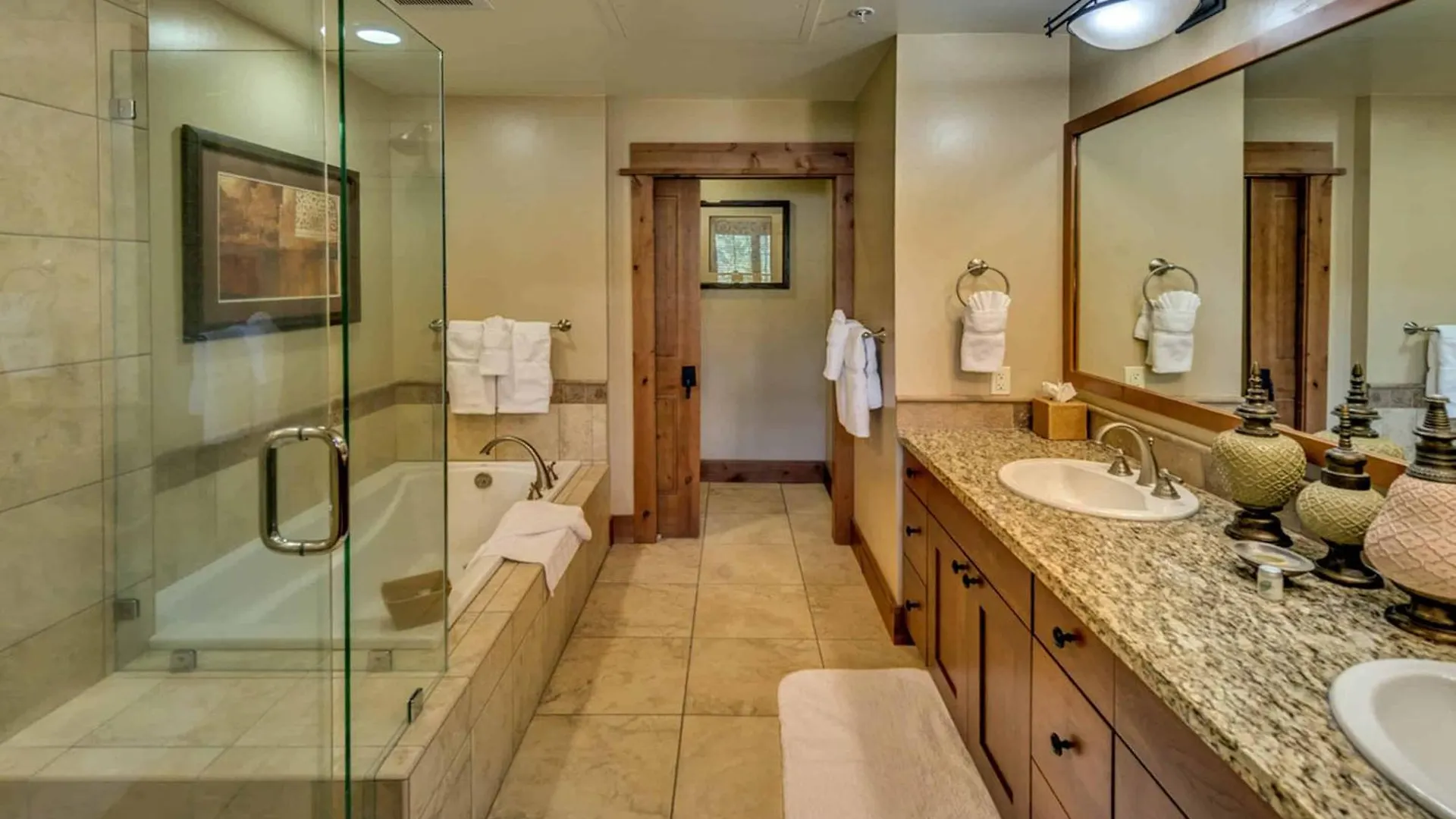 Catamount 103 By East West Hospitality * Truckee