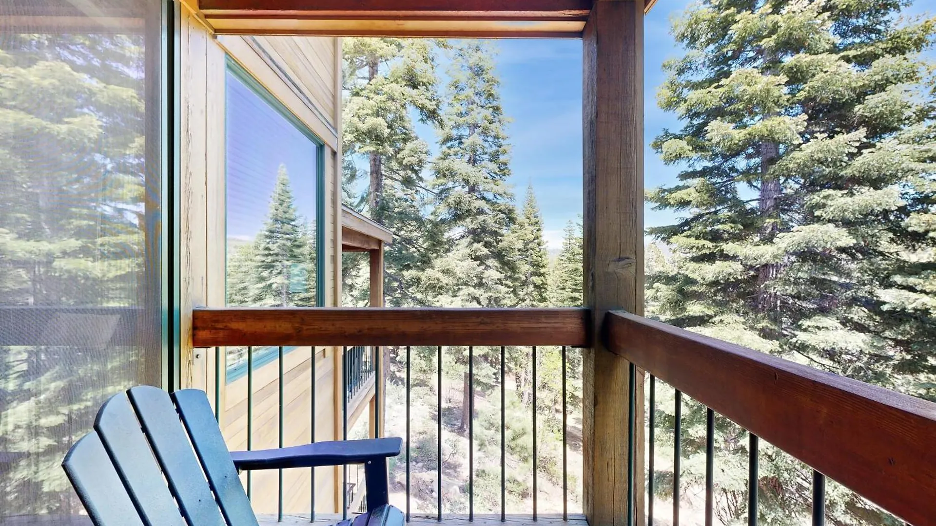 Gold Bend Escape * Truckee