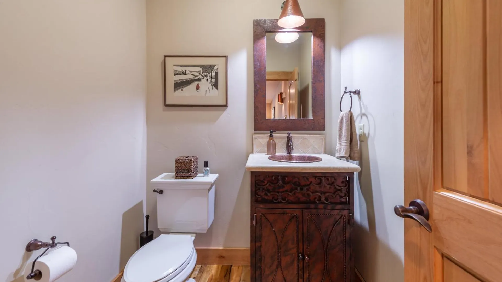 Deluxe Townhome 3bdr Dog Friendly Great Location Apartmán