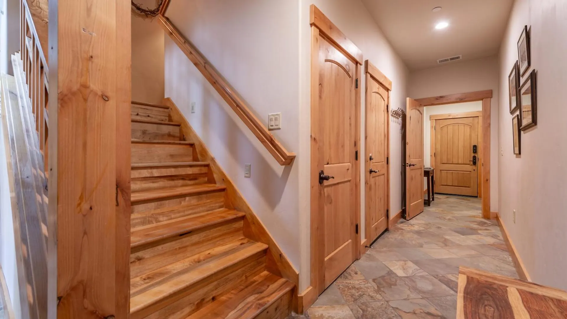 Deluxe Townhome 3bdr Dog Friendly Great Location * Truckee