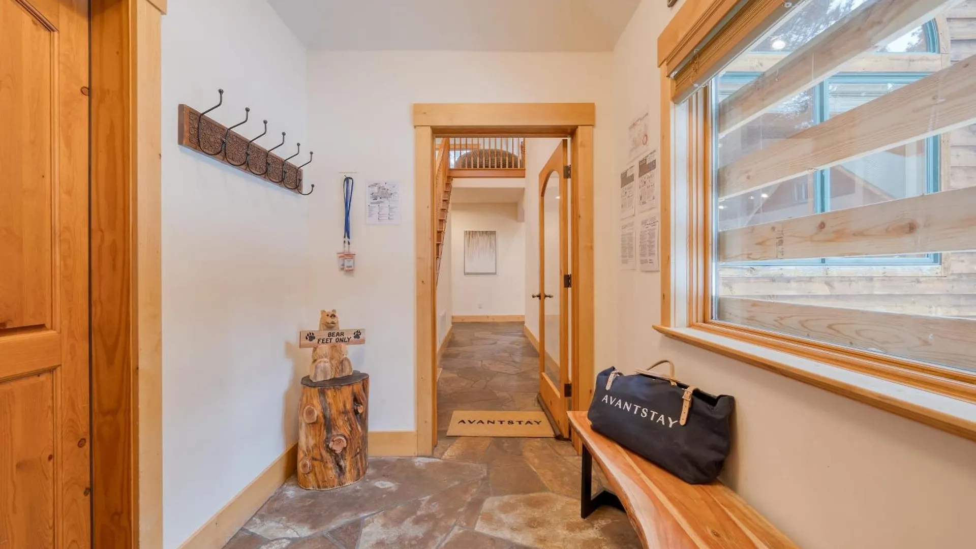 Donner Ridge By Avantstay Minutes To Skiing Deck Ping Pong Pool Table Truckee