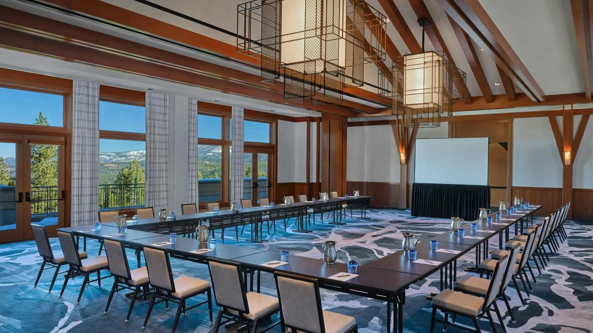 The Ritz-carlton, Tahoe Truckee