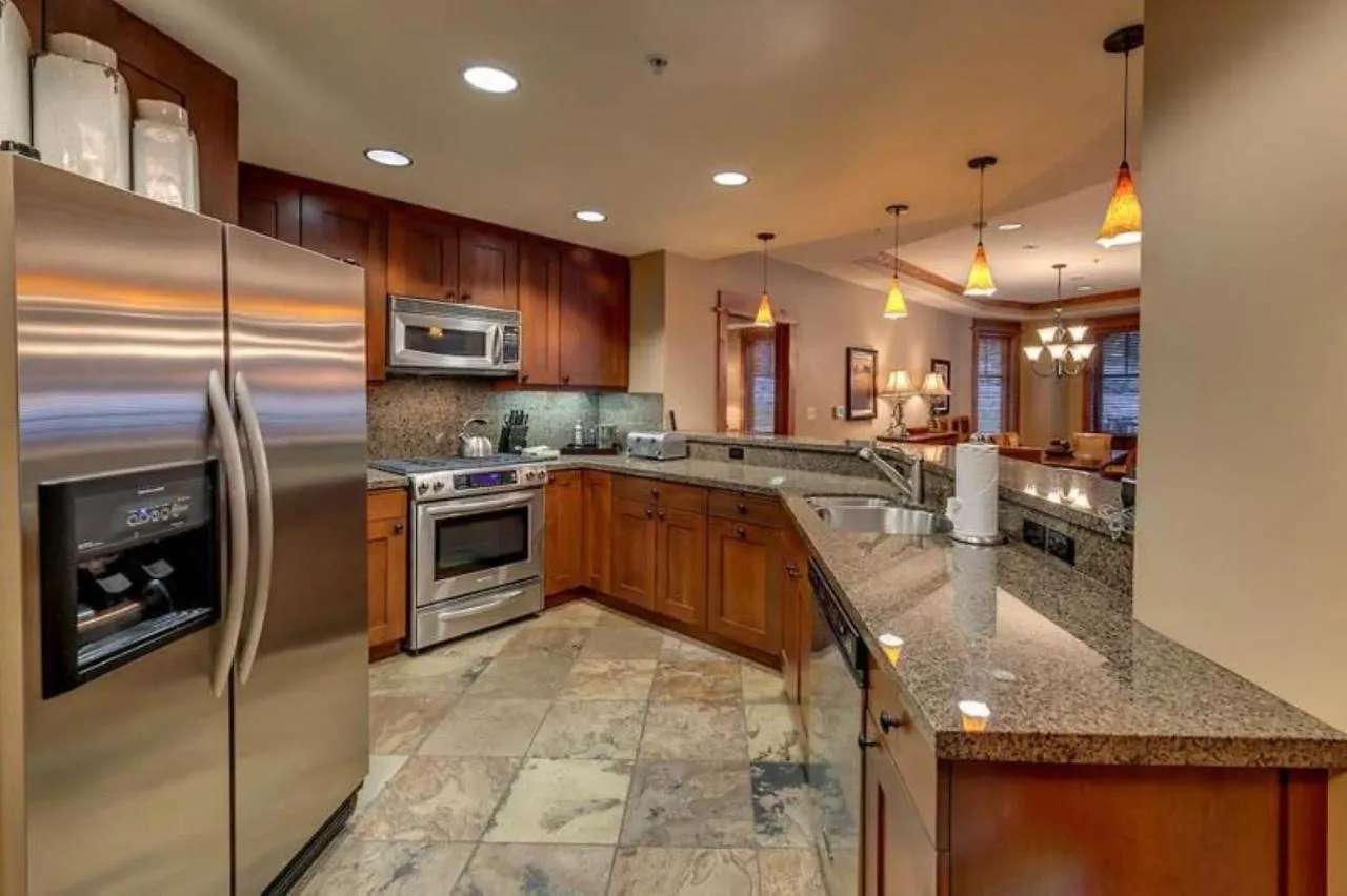 East West Hospitality At Tahoe 4*