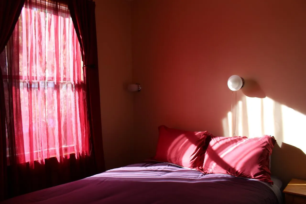 Redlight Historic Bunk Hotel&speakeasy Hostel