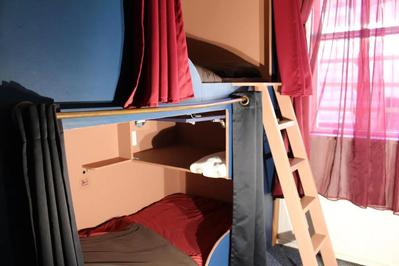 Hostel Redlight Historic Bunk Hotel&speakeasy