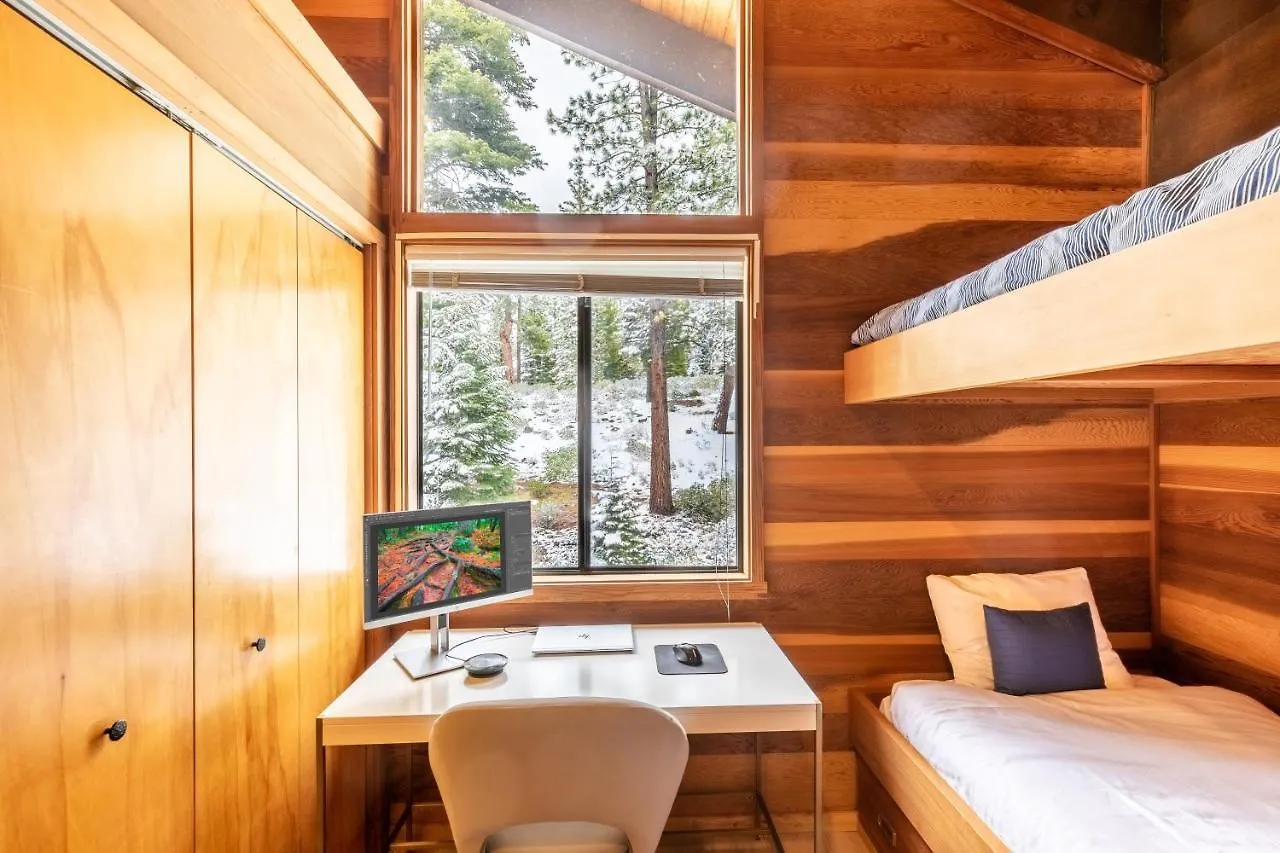 بيت للعطل Beautiful 4-bedroom Contemporary Mountain