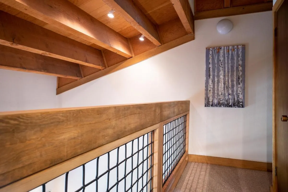 Feriehus Northstar - Gold Bend Getaway