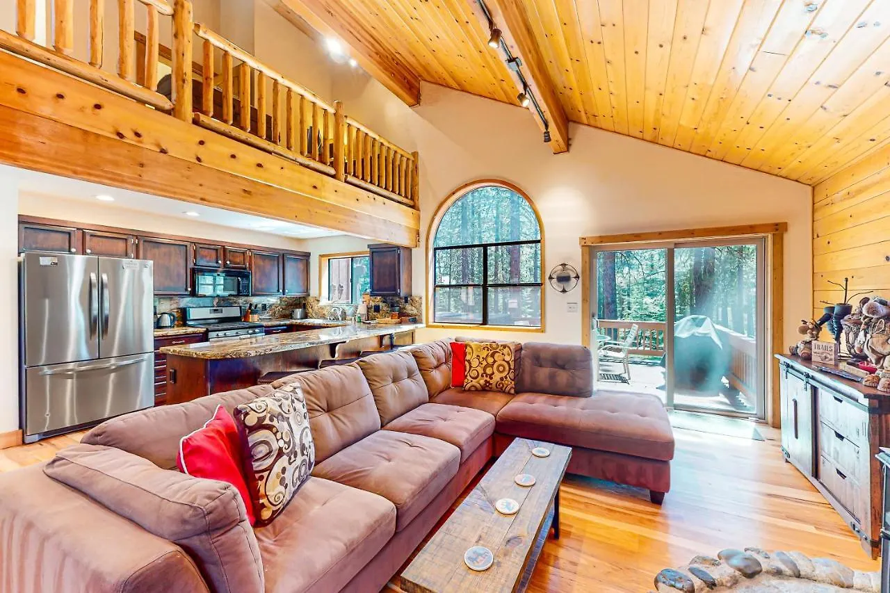 The Bear's Lair House Casa vacanze Truckee