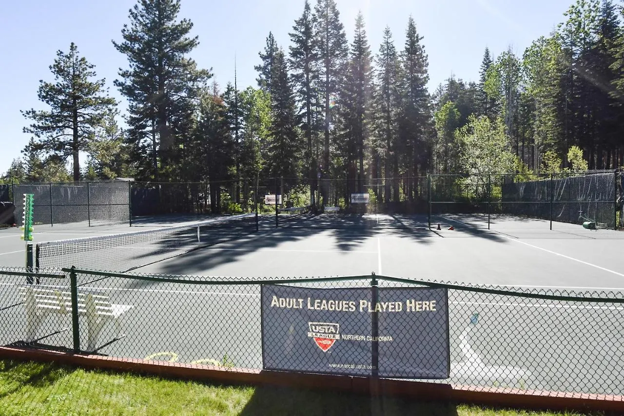 Trails 4058 Truckee