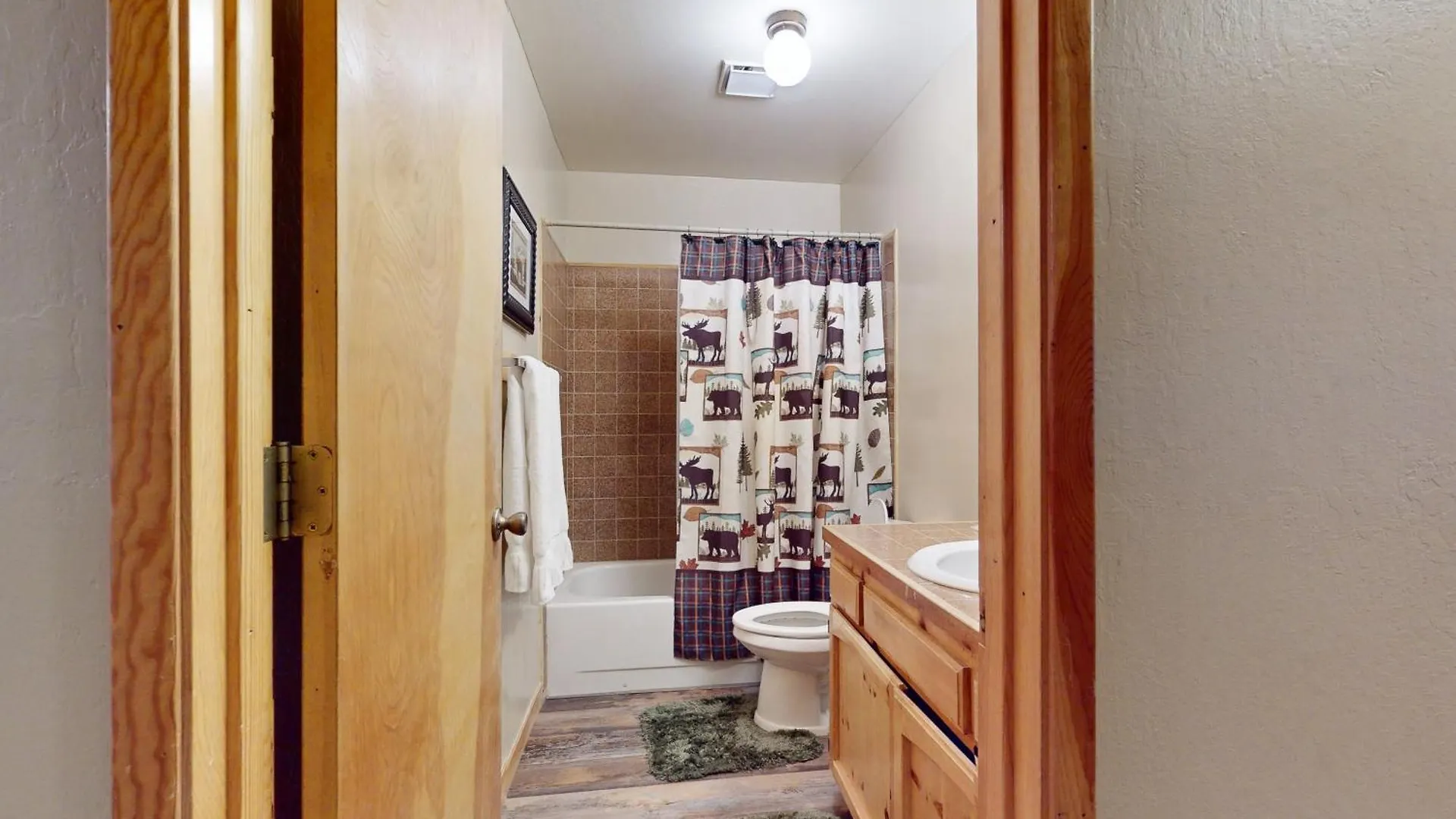 Cozy Tahoe Donner Retreat