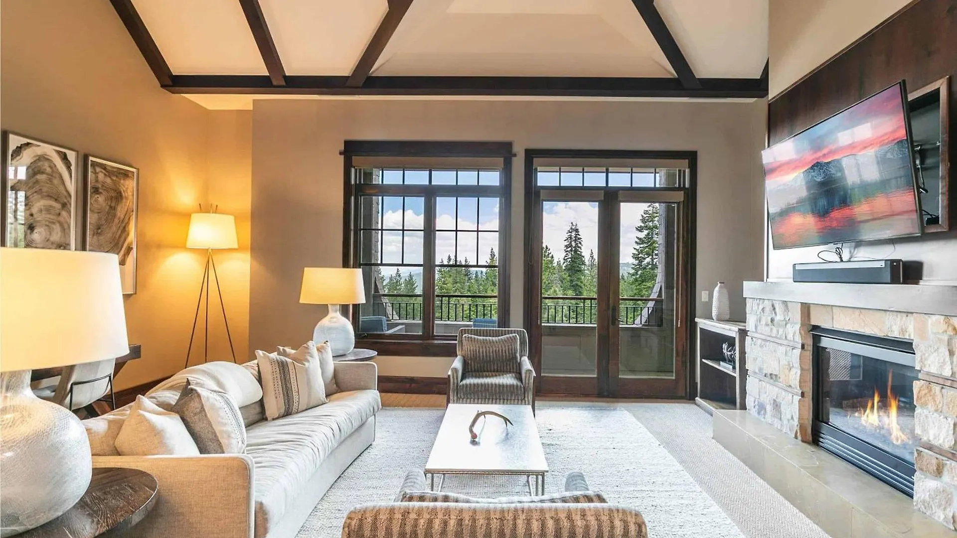 Apartment One Village Place 502 By East West Hospitality Truckee