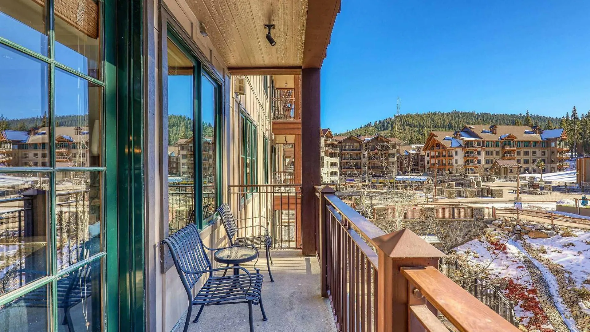 Iron Horse South 308 By East West Hospitality *