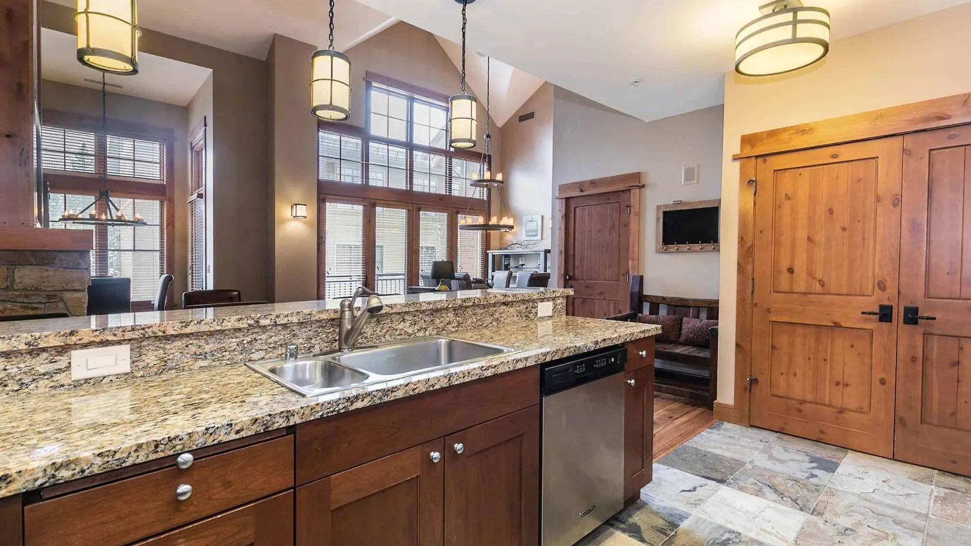 Διαμέρισμα Catamount 408 By East West Hospitality