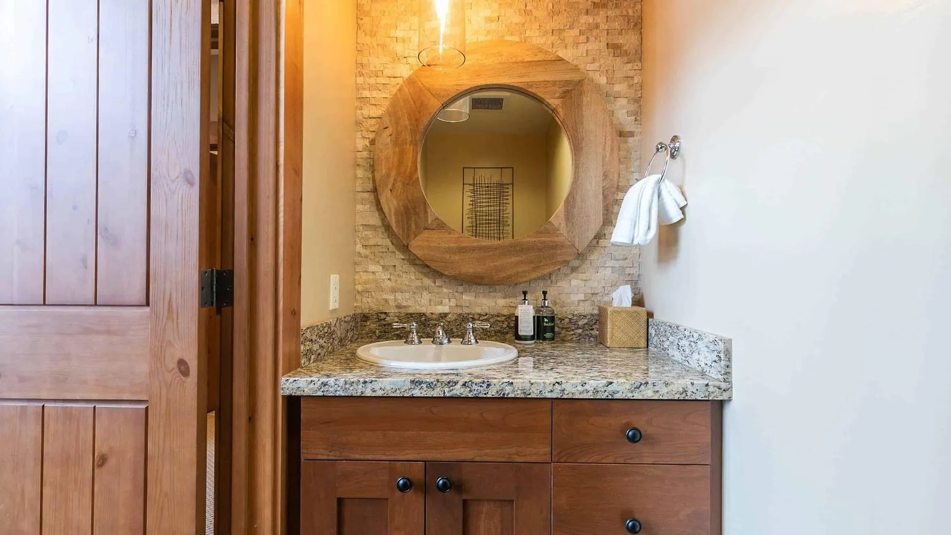 Catamount 408 By East West Hospitality * Truckee