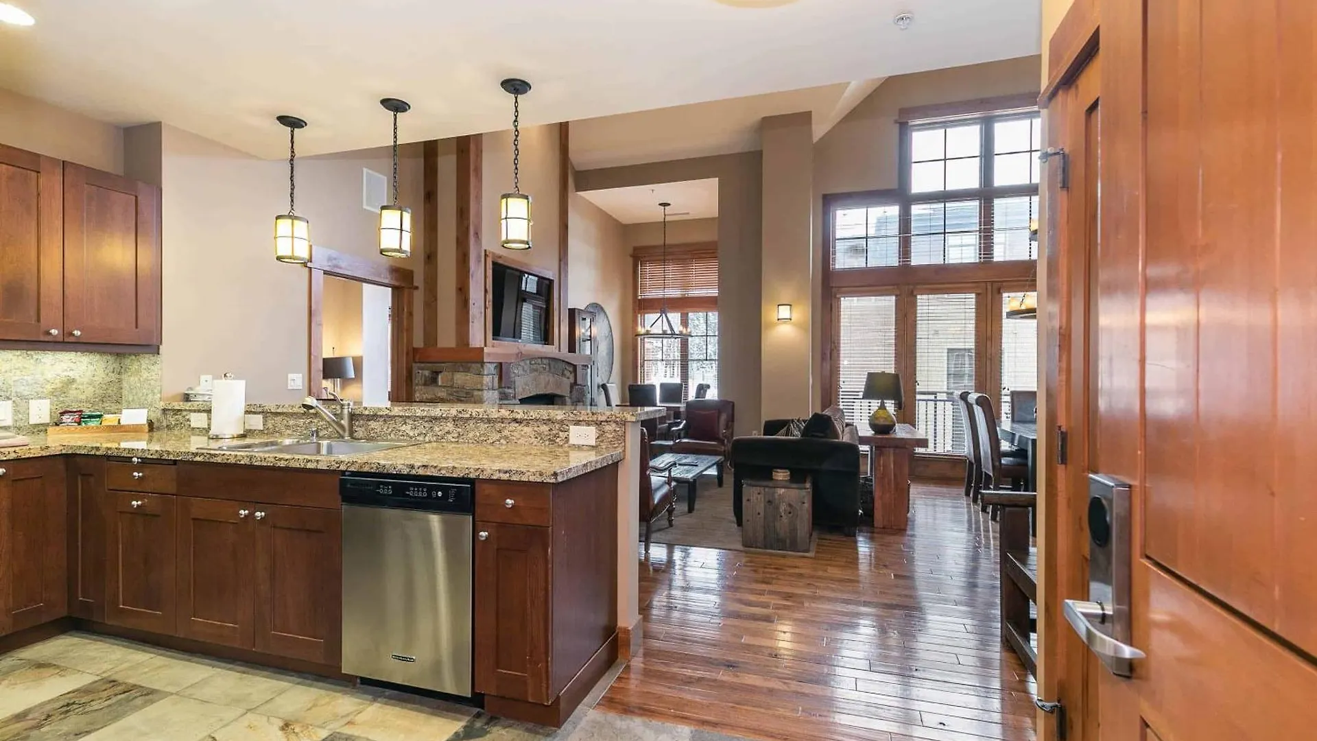 Catamount 408 By East West Hospitality Διαμέρισμα
