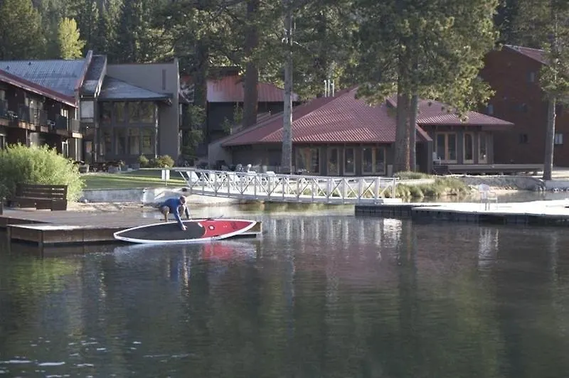 Donner Village Hotel 2*