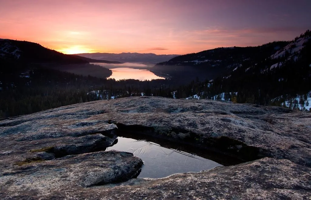 Donner Village 2*