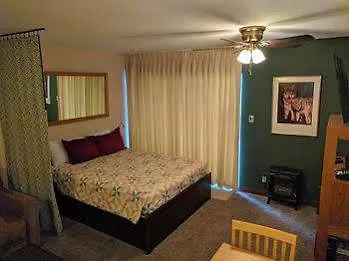 Donner Village 2* Truckee