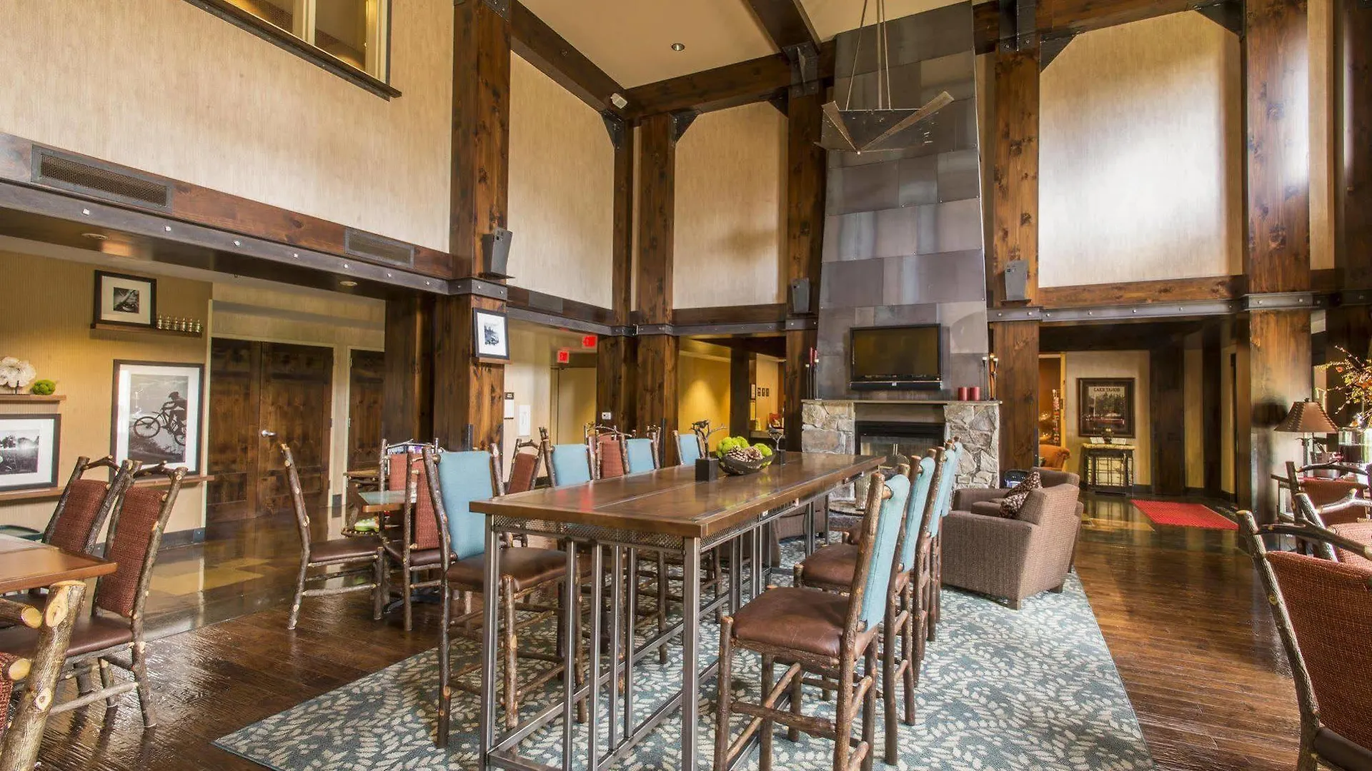 Martis Valley Lodge, Tapestry Collection By Hilton