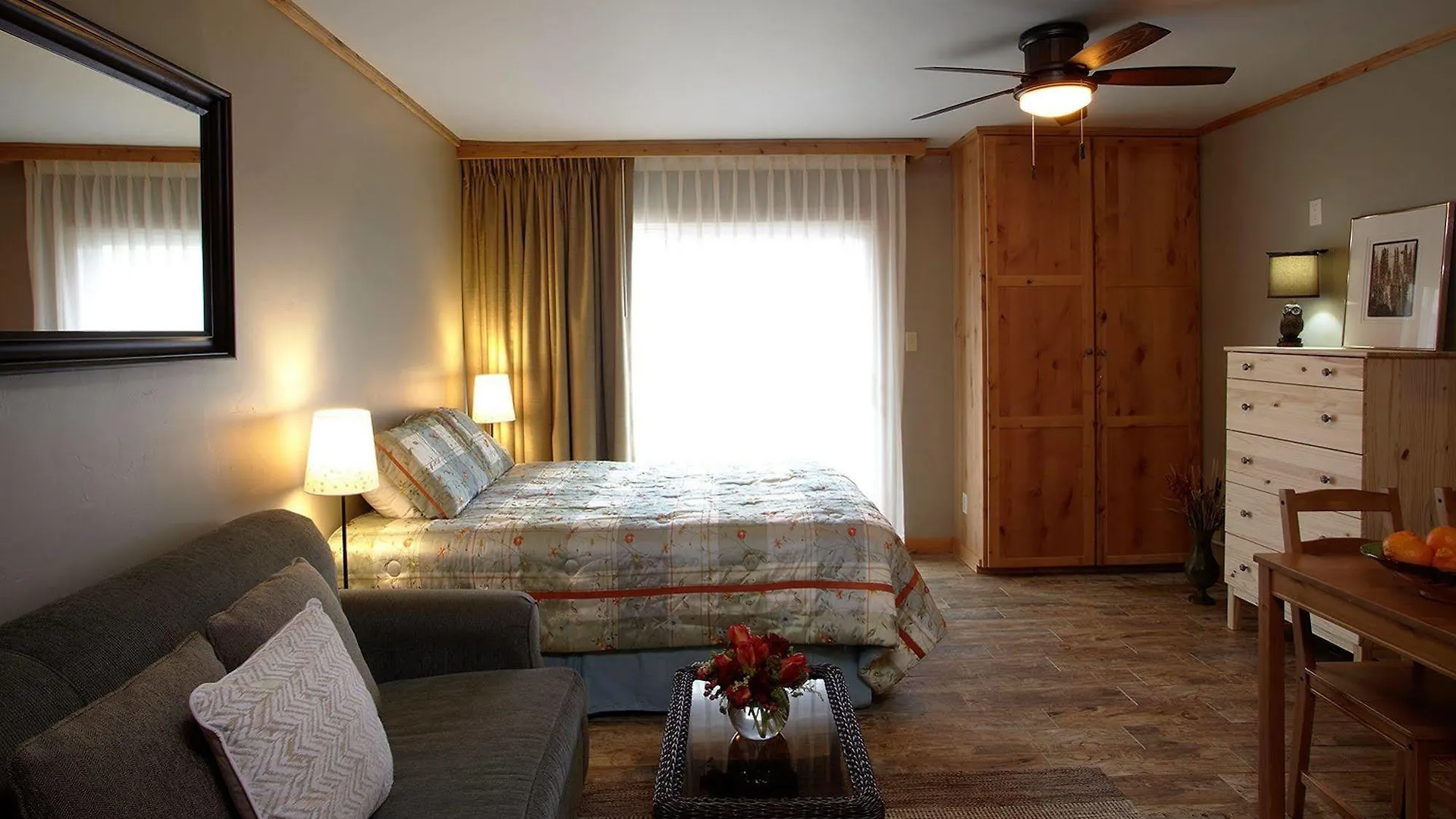 Donner Village 2*